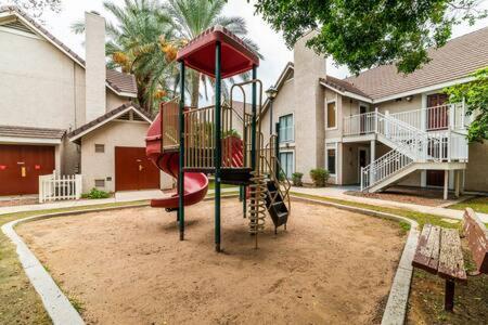 凤凰城Metro Phx 1Bd Interior Corridor公寓 外观 照片
