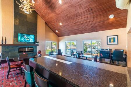 凤凰城Metro Phx 1Bd Interior Corridor公寓 外观 照片